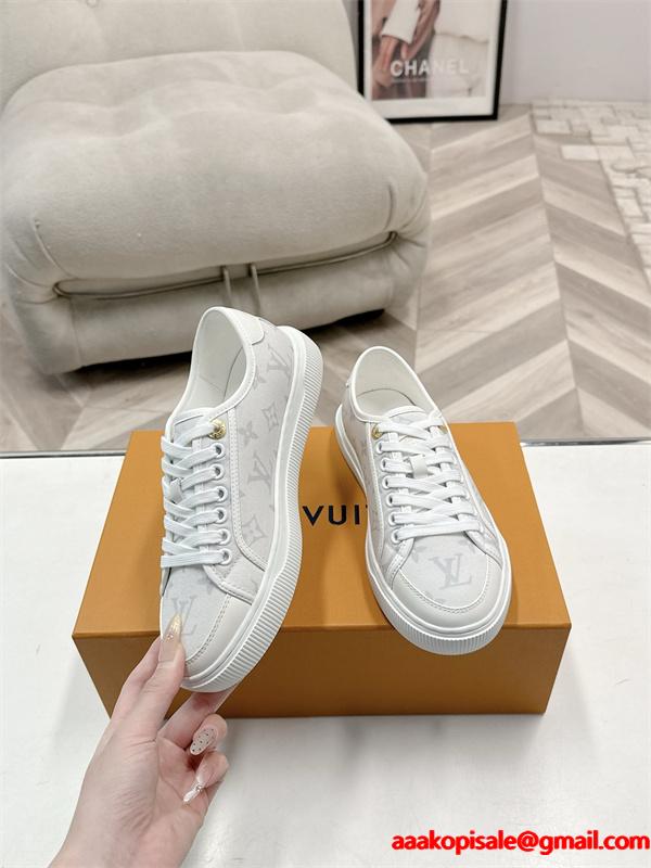 LOUIS VUITTON  秋冬にぴったりトレンドな着こなし ルイ ヴィトンスニーカーコピー 激安(日本最大級)