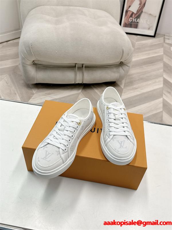LOUIS VUITTON  秋冬にぴったりトレンドな着こなし ルイ ヴィトンスニーカーコピー 激安(日本最大級)