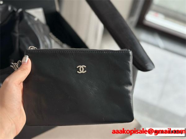 シルバー金具CHANEL 22 bag 手触りも抜群　シャネルショルダーバッグコピー 激安(日本最大級)