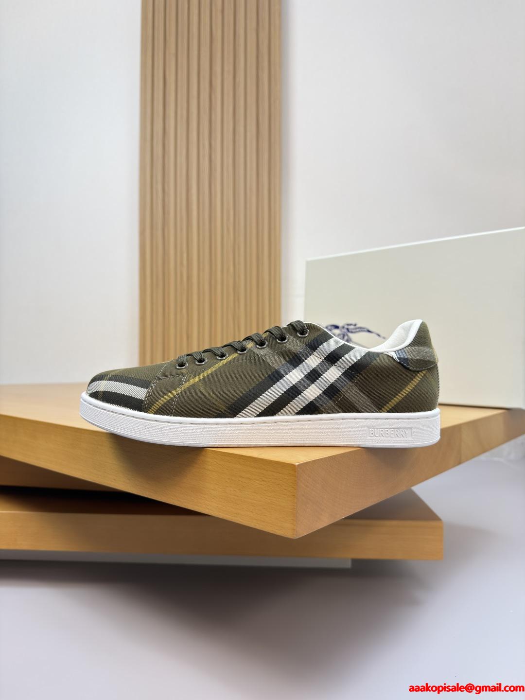 2026人気バーバリー スニーカーコピーBURBERRY カジュアルシューズ 脱ぎ履きしやすい激安通販 専門店