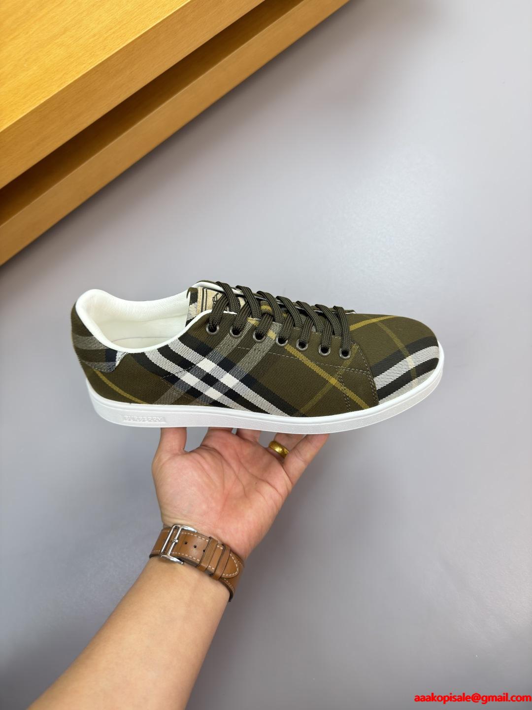 2026人気バーバリー スニーカーコピーBURBERRY カジュアルシューズ 脱ぎ履きしやすい激安通販 専門店