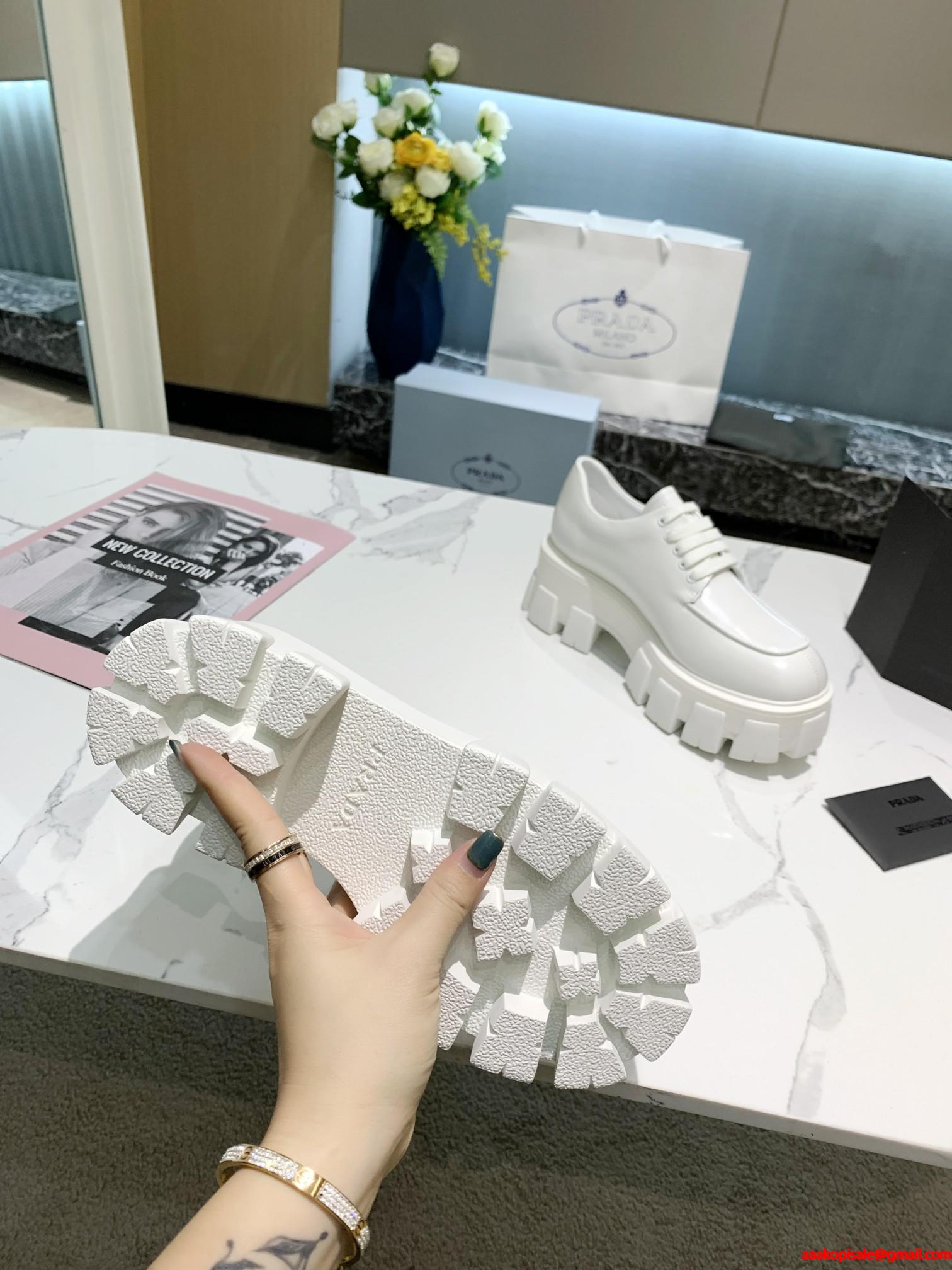 美品！2026春夏 PRADA プラダ ブーツスーパーコピーブランド激安通販 専門店