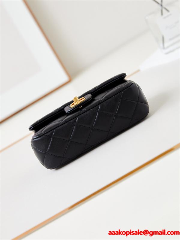 24Bおしゃれな着こなし シャネルショルダーバッグコピー 激安(日本最大級)