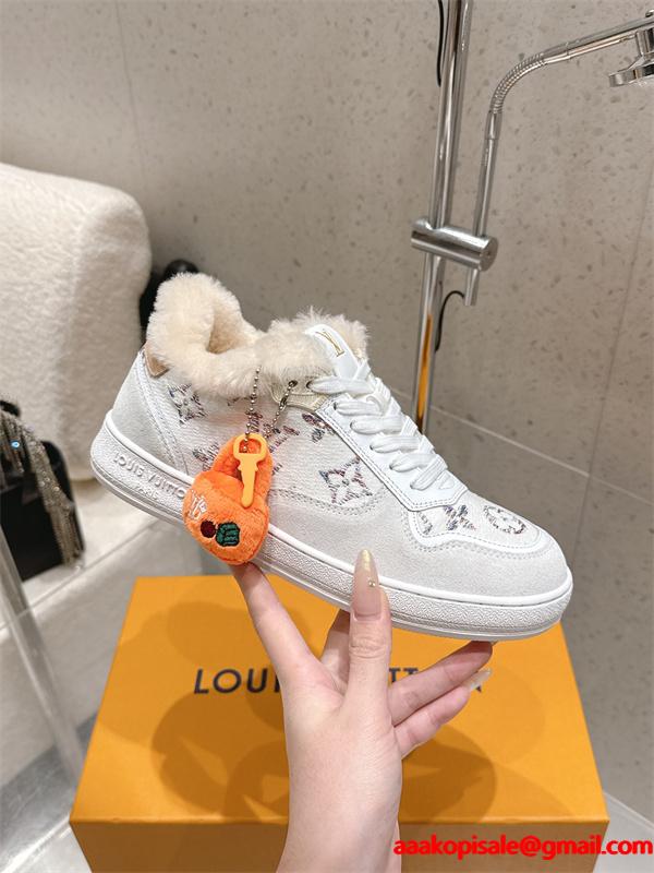 新品 2026年トレンド情報 LOUIS VUITTON ルイ ヴィトン カジュアルシューズコピー 激安(日本最大級)