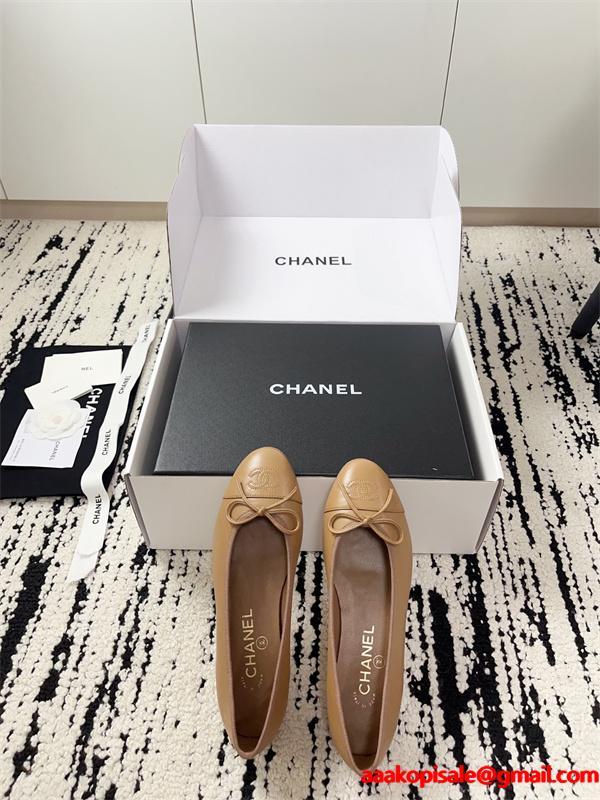 17色可選 カジュアルシューズ 絶妙な雰囲気 2026年春夏シーズンに登場  シャネル靴コピー 激安(日本最大級)