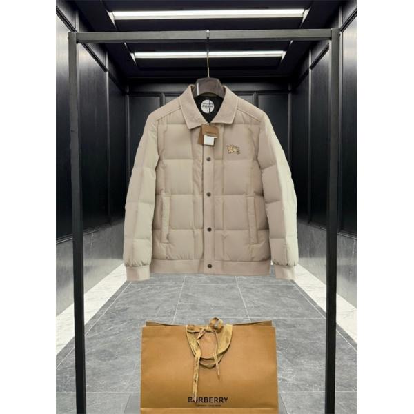 BURBERRY バーバリー 偽物 即完売予想 秋冬 防寒 ブラック／ベージュ ダウンジャケット