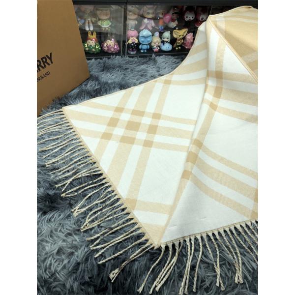 BURBERRY バーバリー コピー 上質 温か素材 ベージュ チェック ストール 冬コーデ向き