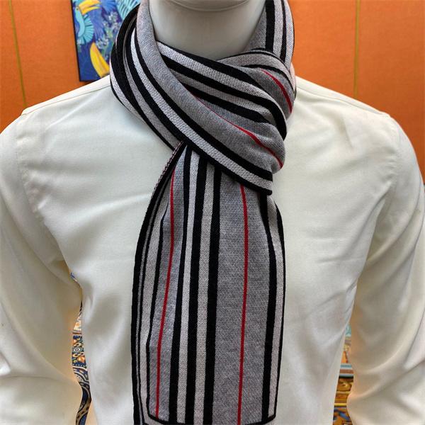 BURBERRY バーバリー コピー 注目配色 温かさ重視 グリーン チェック マフラー 冬アクセント