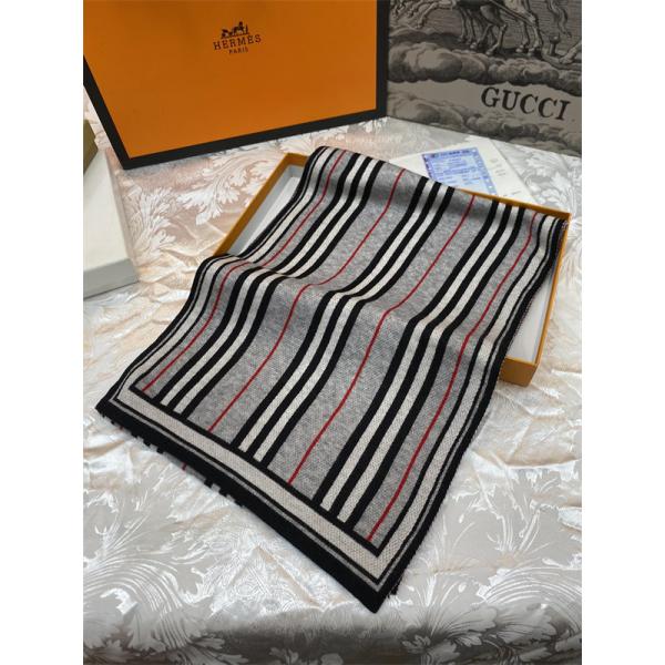 BURBERRY バーバリー コピー 注目配色 温かさ重視 グリーン チェック マフラー 冬アクセント