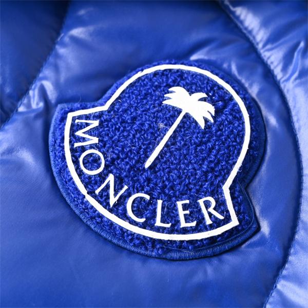  MONCLER モンクレール 偽物 機能 ブラック ショート ダウンジャケット 冬向けアウター
