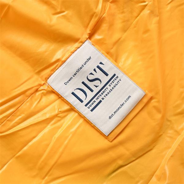  MONCLER モンクレール 偽物 機能 ブラック ショート ダウンジャケット 冬向けアウター