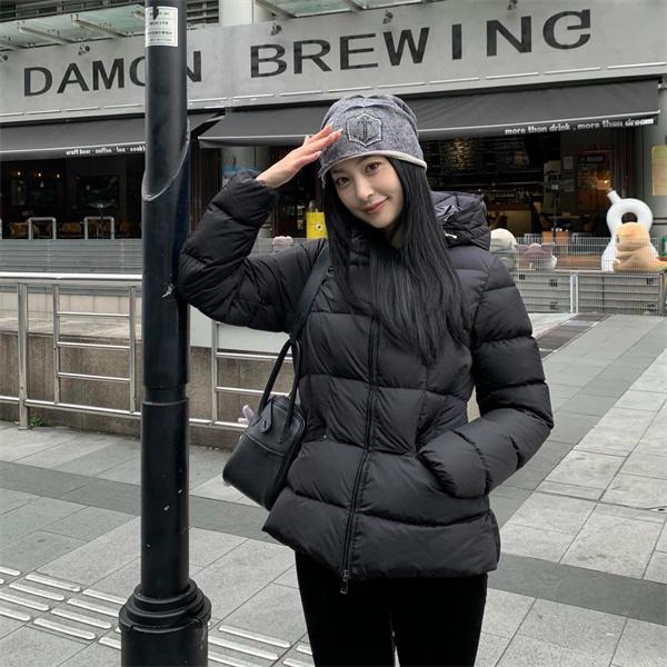 お洒落 ブラック ショート ダウンジャケット 冬コーデ MONCLER モンクレール コピー