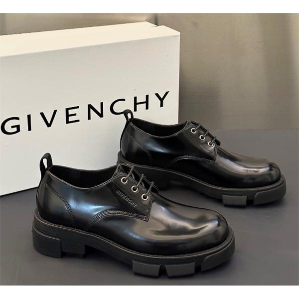 履き心地2026人気♥ ジバンシー ブーツコピーGIVENCHY秋冬ファッション☆