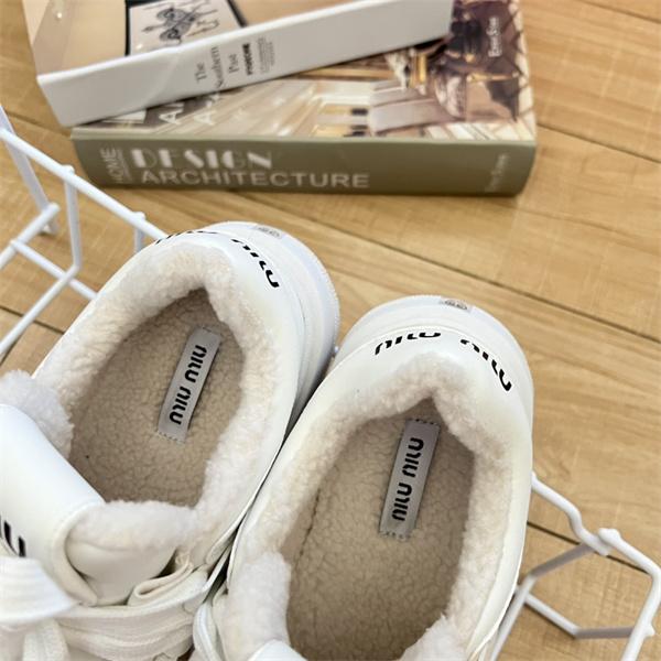 ミュウミュウMIUMIU激安加絨レザースニーカーレディース小白シューズ早春新作