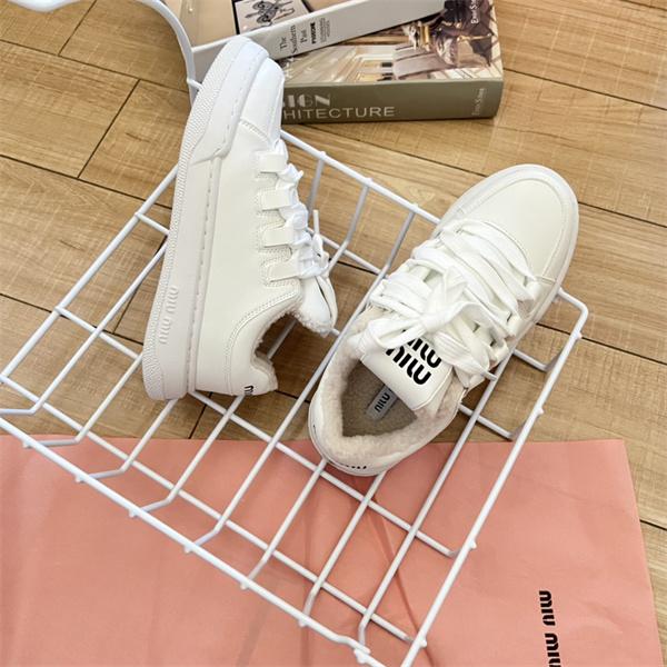 ミュウミュウMIUMIU激安加絨レザースニーカーレディース小白シューズ早春新作