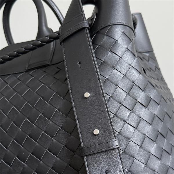 Bottega Veneta 2026新作Andiamo Voyagerボッテガ ヴェネタ ハンドバッグコピー大容量