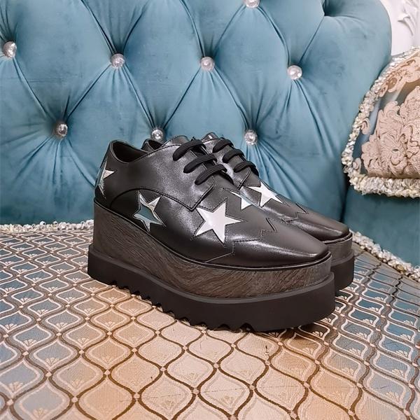 スター装飾 厚底シューズ ブラック クール 個性的 STELLA McCARTNEY ステラマッカートニー コピー
