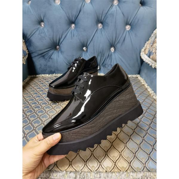 STELLA McCARTNEY ステラマッカートニー コピー 2026新作 厚底シューズ ブラック 光沢 シック エレガント