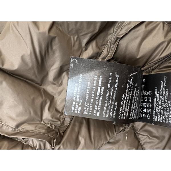 2026大人気★★ ミュウミュウダウンジャケットコピーmiumiu防寒性抜群レディースファッション