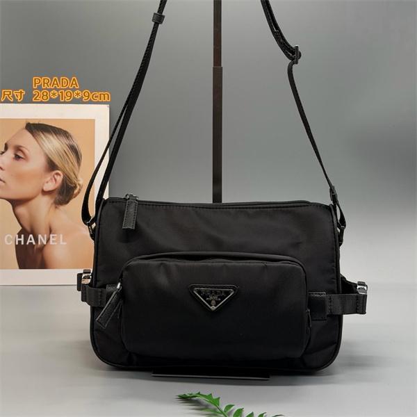 PRADA プラダ コピー 2026新作 コンパクト 便利な クロスボディバッグ ブラック 超特価