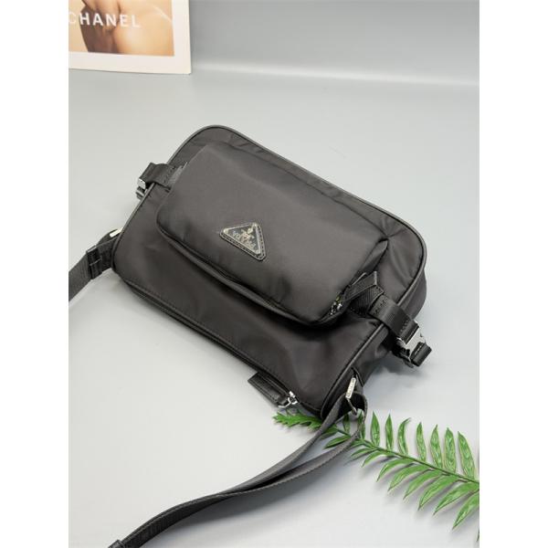PRADA プラダ コピー 2026新作 コンパクト 便利な クロスボディバッグ ブラック 超特価