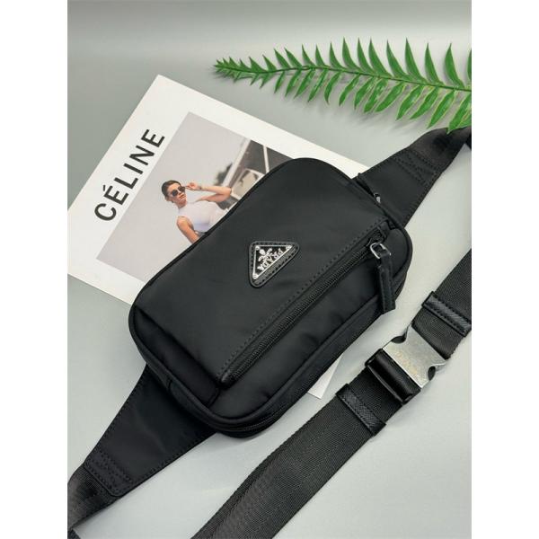 PRADA プラダ コピー コンパクト おしゃれな ウエストポーチ ブラック 人気商品
