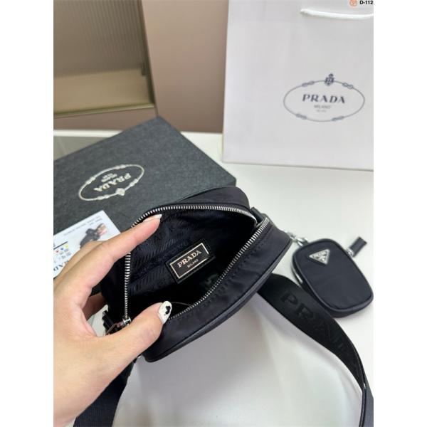 プレミアム スリムな ショルダーバッグ ブラック ベストセラー PRADA プラダ コピー