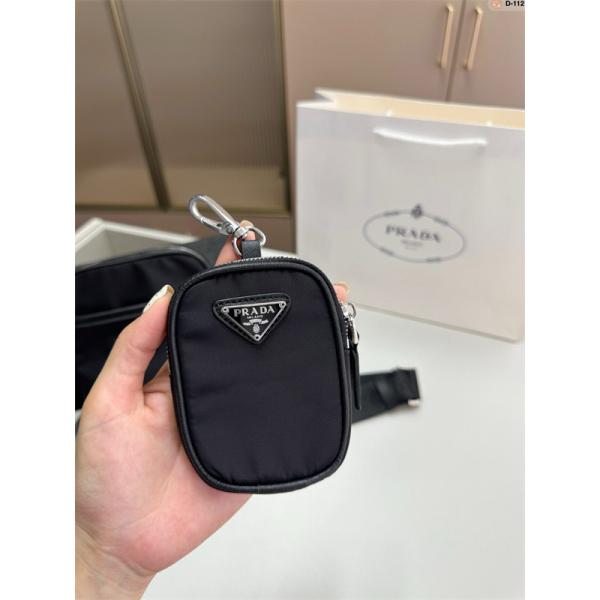 プレミアム スリムな ショルダーバッグ ブラック ベストセラー PRADA プラダ コピー