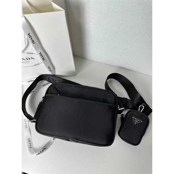 PRADA プラダ コピー 洗練された スタイリッシュな ミニバッグ メンズ ブラック 特選