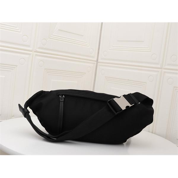 数量限定 快適な クロスボディバッグ ブラック 期間限定 2026新作 PRADA プラダ コピー