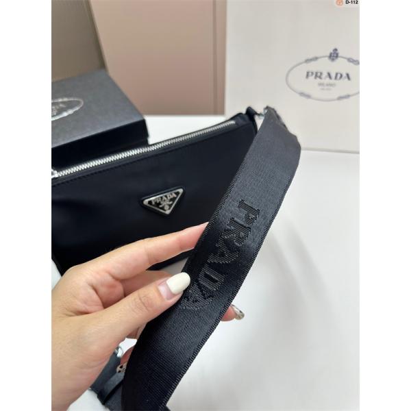 おすすめ 上品な PRADA プラダ コピー クロスボディバッグ メンズ ブラック 高評価