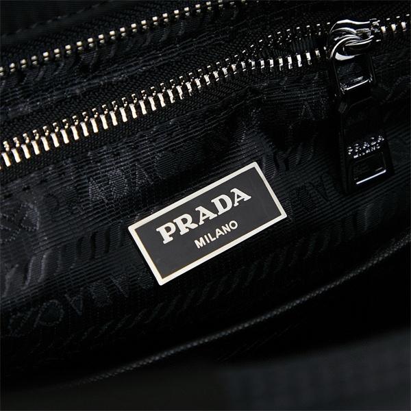 PRADA プラダ コピー シンプル 実用的な メッセンジャーバッグ メンズ ブラック ベストセラー