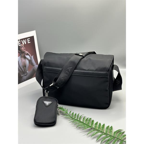 コンパクト 実用的な メッセンジャーバッグ ブラック 限定モデル PRADA プラダ コピー