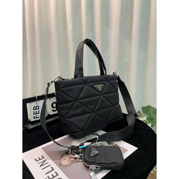 シンプル 上品な PRADA プラダ コピー キルティング トートバッグ ブラック ベストセラー