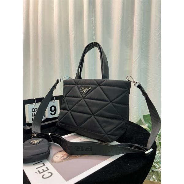 シンプル 上品な PRADA プラダ コピー キルティング トートバッグ ブラック ベストセラー