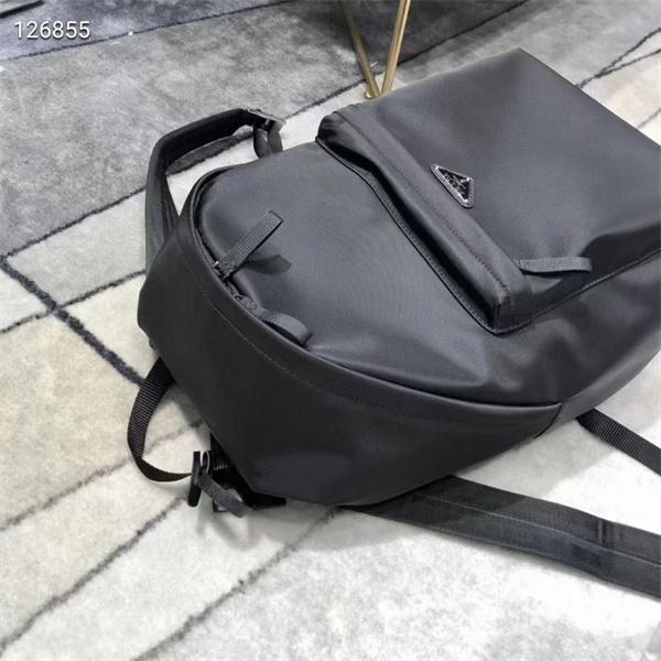 PRADA プラダ コピー プレミアム シンプルな バックパック メンズ ブラック 限定モデル