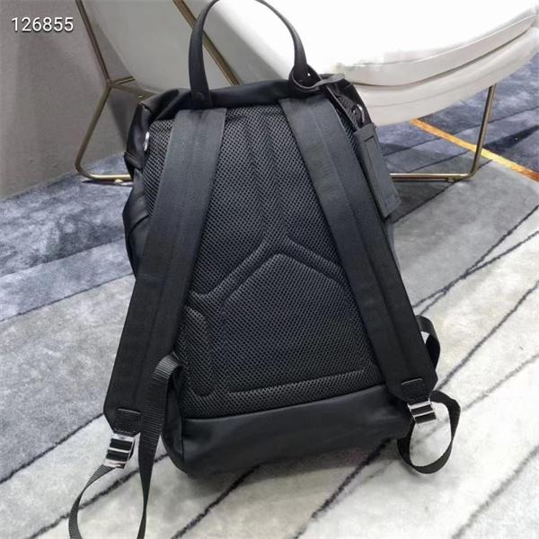 PRADA プラダ コピー プレミアム シンプルな バックパック メンズ ブラック 限定モデル