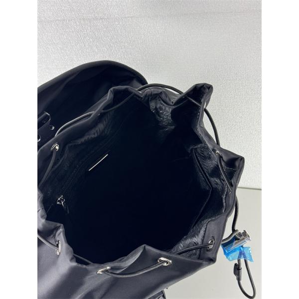 スタイリッシュ 快適な ドローコード バックパック ブラック 人気急上昇 PRADA プラダ コピー