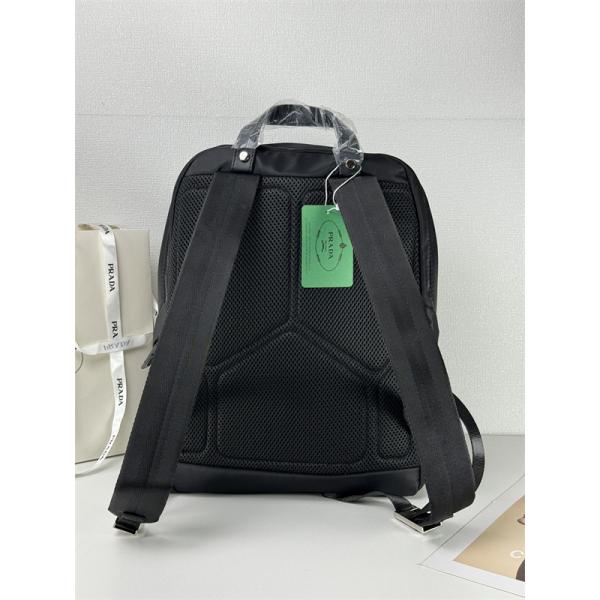 2026新作 入手困難 シンプル 実用的な PRADA プラダ コピー デイパック ブラック 高評価