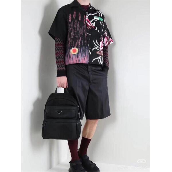 シンプル で エレガントな スクエアバック メンズ ブラック 人気商品 PRADA プラダ コピー