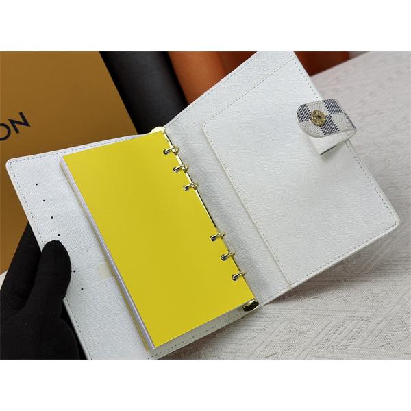 魅力的な アート デザイン 財布 レディース 限定モデル LOUIS VUITTON ルイヴィトン コピー