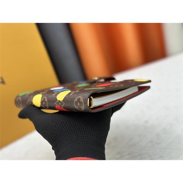 カラフル アート財布 高級感溢れる 人気急上昇 LOUIS VUITTON ルイヴィトン コピー