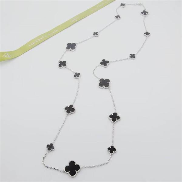 ヴァンクリーフ VCA コピー シック仕様 ネックレス 落ち着き感 希少モデル