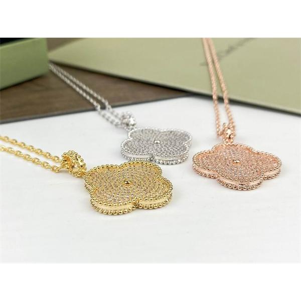  ヴァンクリーフ VCA コピー 贅沢仕様 フルストーン ネックレス 高級演出 注目モデル