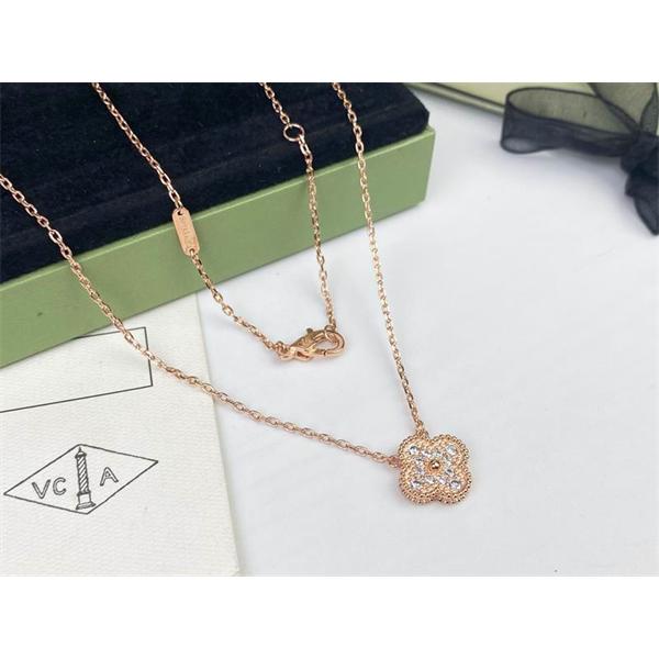 洗練印象 ペンダント ネックレス 上品存在感 新作対応 ヴァンクリーフ VCA コピー