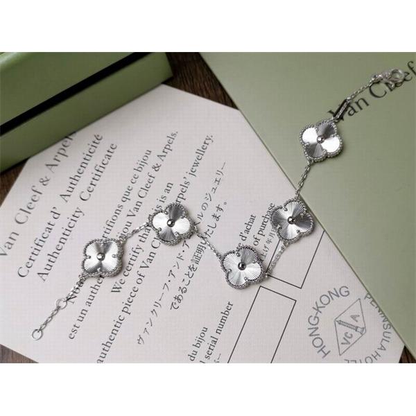 上質光沢 クローバー ブレスレット プレミアム ヴァンクリーフ VCA コピー