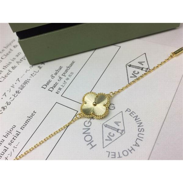 洗練フォルム クローバー ブレスレット 新作対応 ヴァンクリーフ VCA コピー