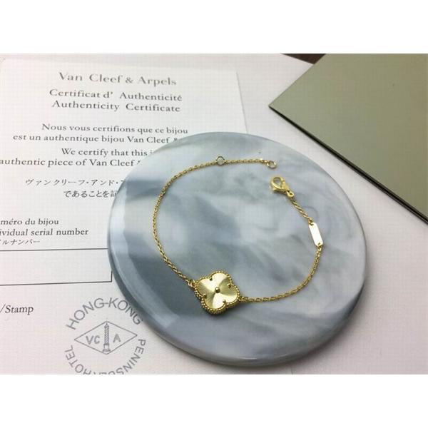 洗練フォルム クローバー ブレスレット 新作対応 ヴァンクリーフ VCA コピー