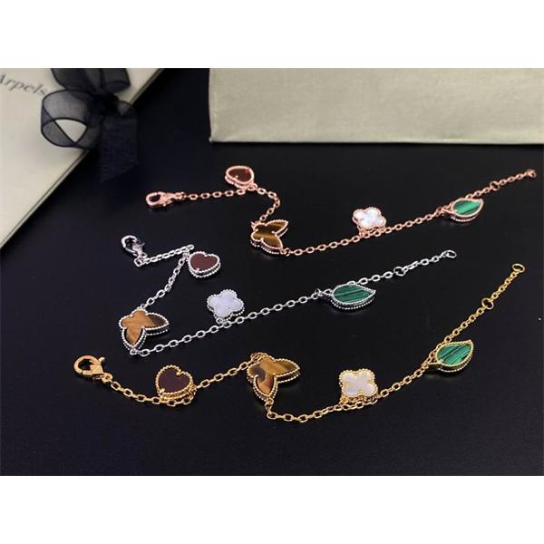 希少感際立つ エレガント ブレスレット トレンド対応 ヴァンクリーフ VCA コピー