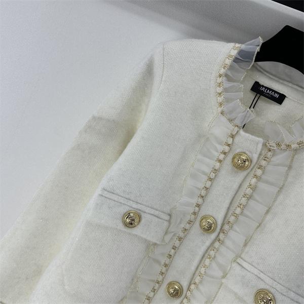 クラシック感 コンパクト BALMAIN バルマン コピー ジャケット 格上げ コーデ